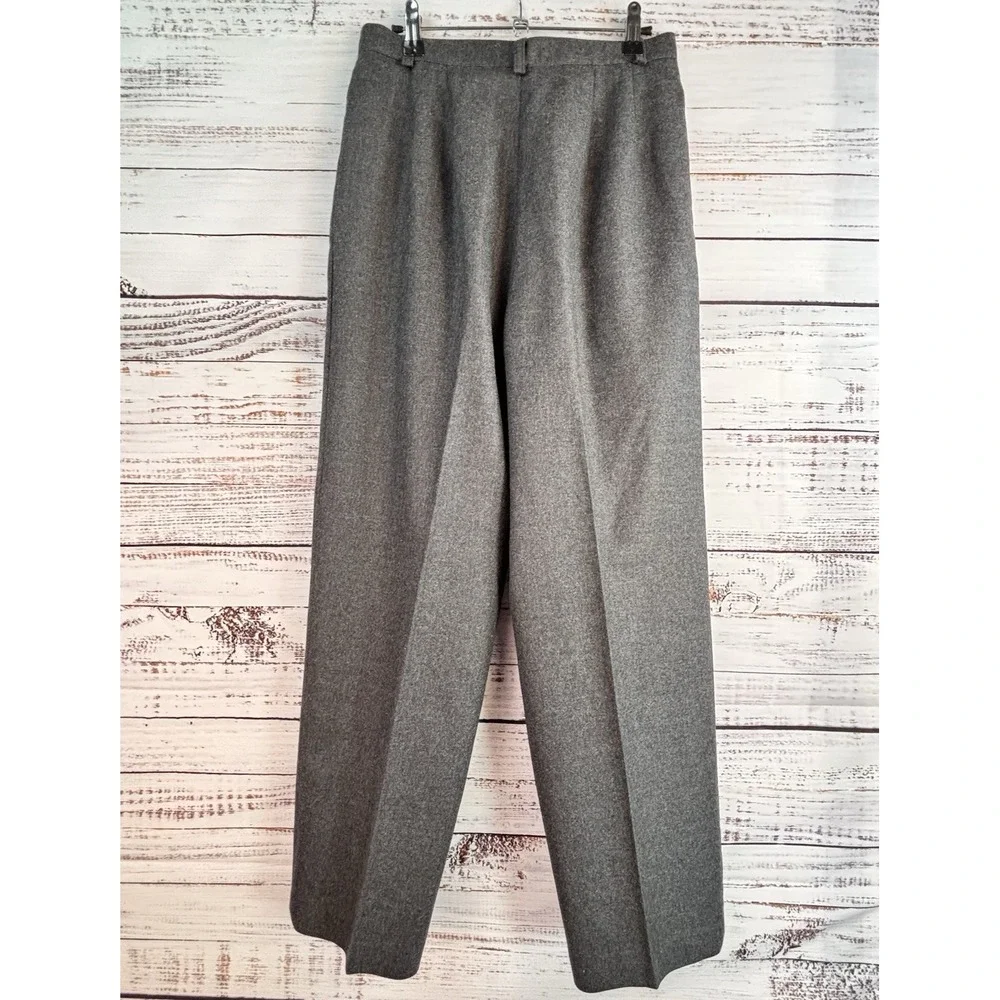 Amanda Smith 100% Wool Pants 12 Gray Lined Pleated Straight Leg Quiet Luxury